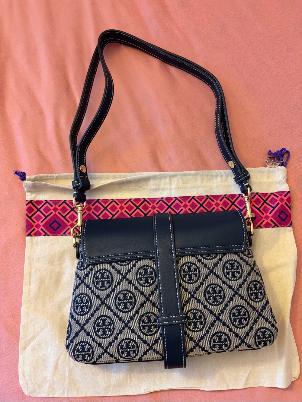 TORY BURCH T MONOGRAM SOFT SMALL SHOULDER BAG - Picture 5 of 12